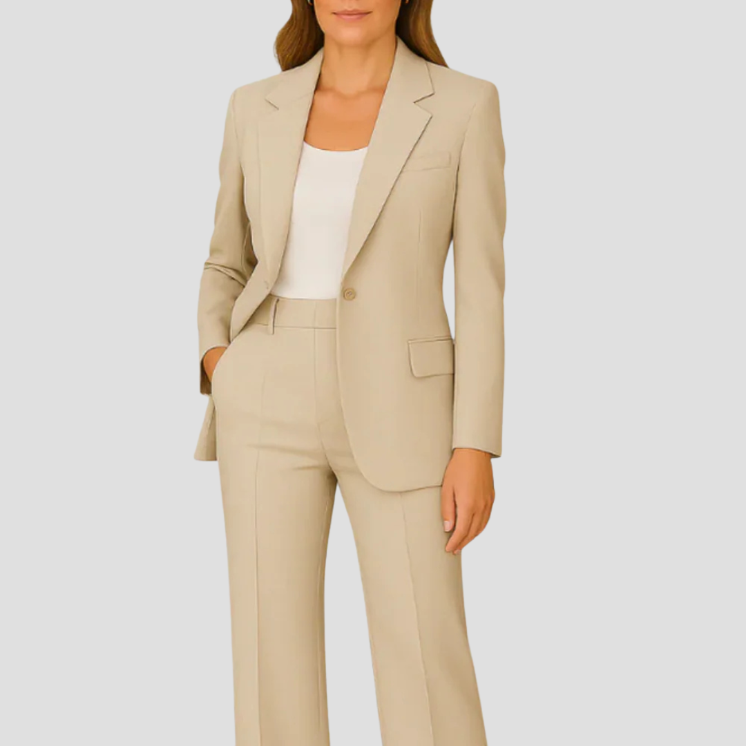 Modern Women's Suit Set – Tailored Blazer and Slim Trousers 6