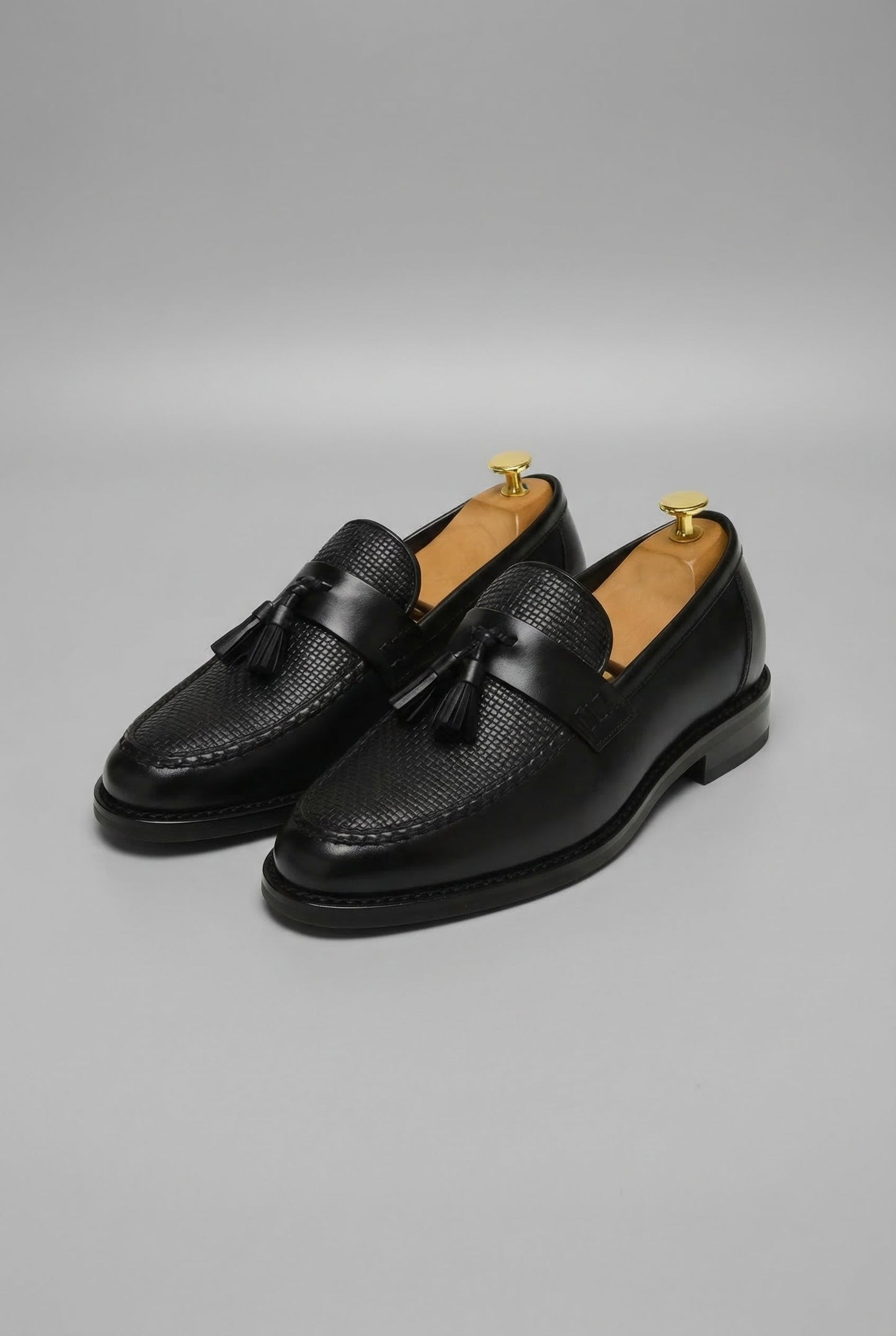 Men’s Classic Woven Tassel Slip On Loafers 0