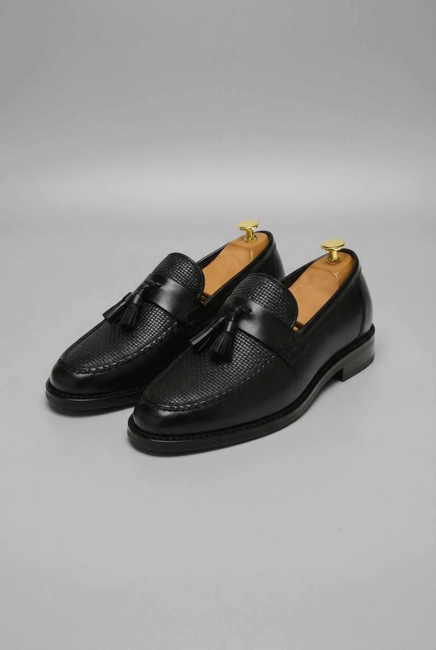 Men’s Classic Woven Tassel Slip On Loafers 0