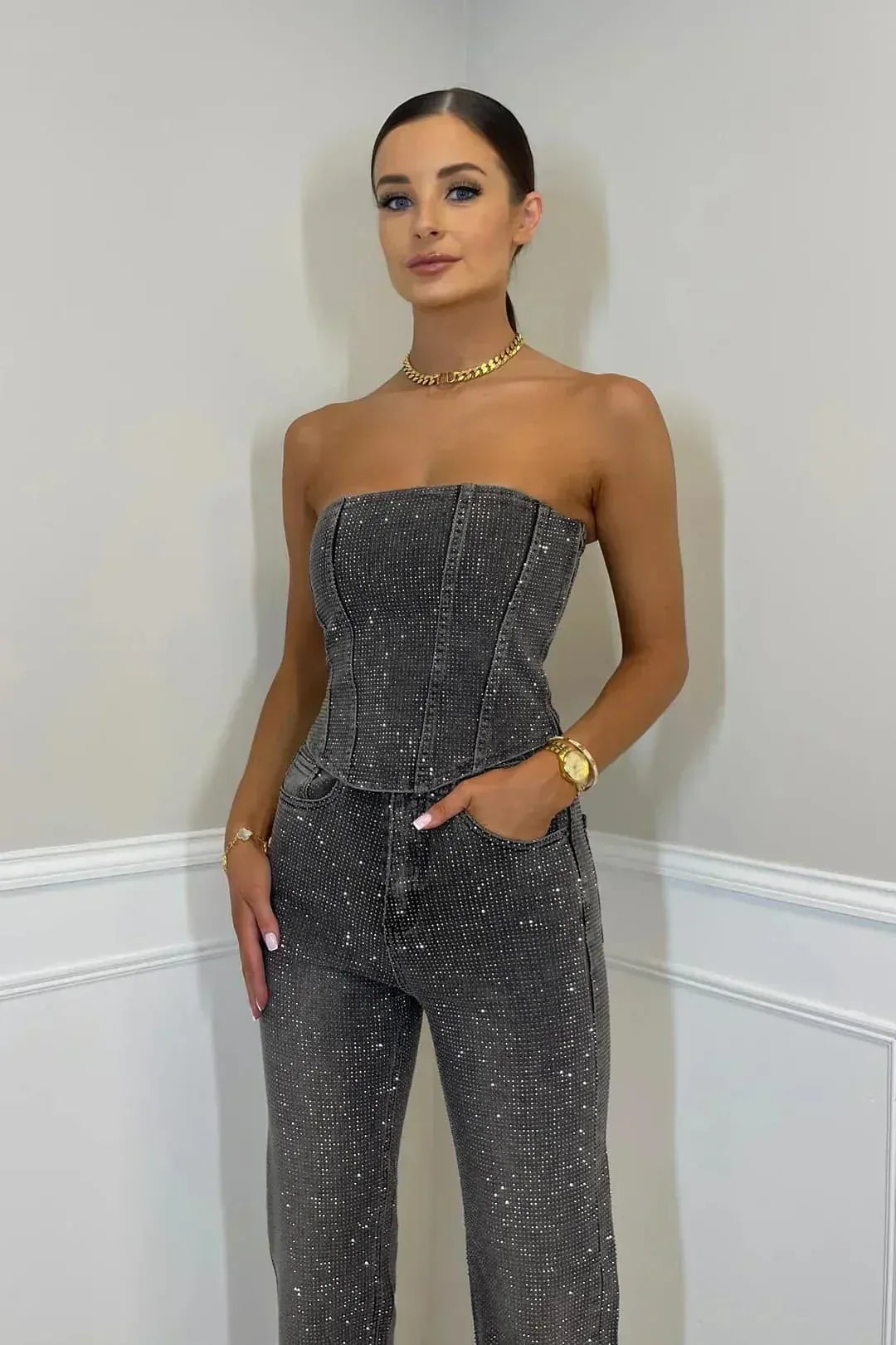 Women’s Stylish Sleeveless Jumpsuit Chic