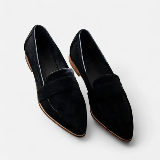 Women’s Retro Pointed Loafers